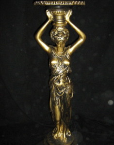 10 - Статуя Римлянка (гипс) в злато и сребро 2